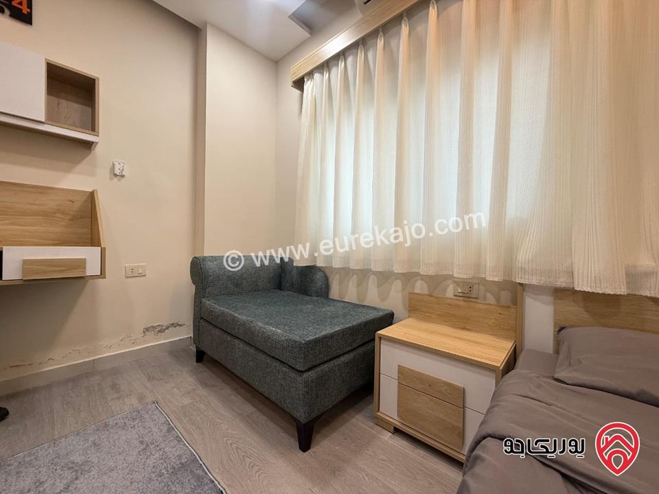 شقة استثمارية 126م فيها 4 استديوهات بحمام و مطبخ لكل استديو للبيع في عمان - الجبيهة جانب الجامعة الاردنية  