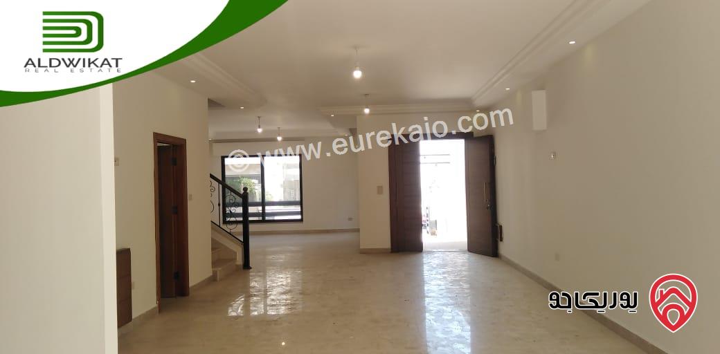 فيلا للبيع في عمان - عبدون مساحة البناء 450م ومساحة الارض 400م ومساحة الحديقة 50م