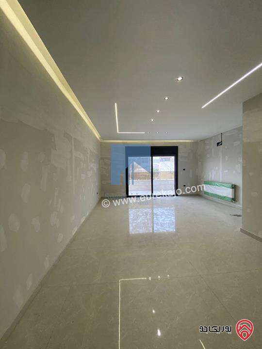 شقة فاخرة طابق ثاني 210م تشطيب سوبر ديلوكس للبيع في عمان - تلاع العلي