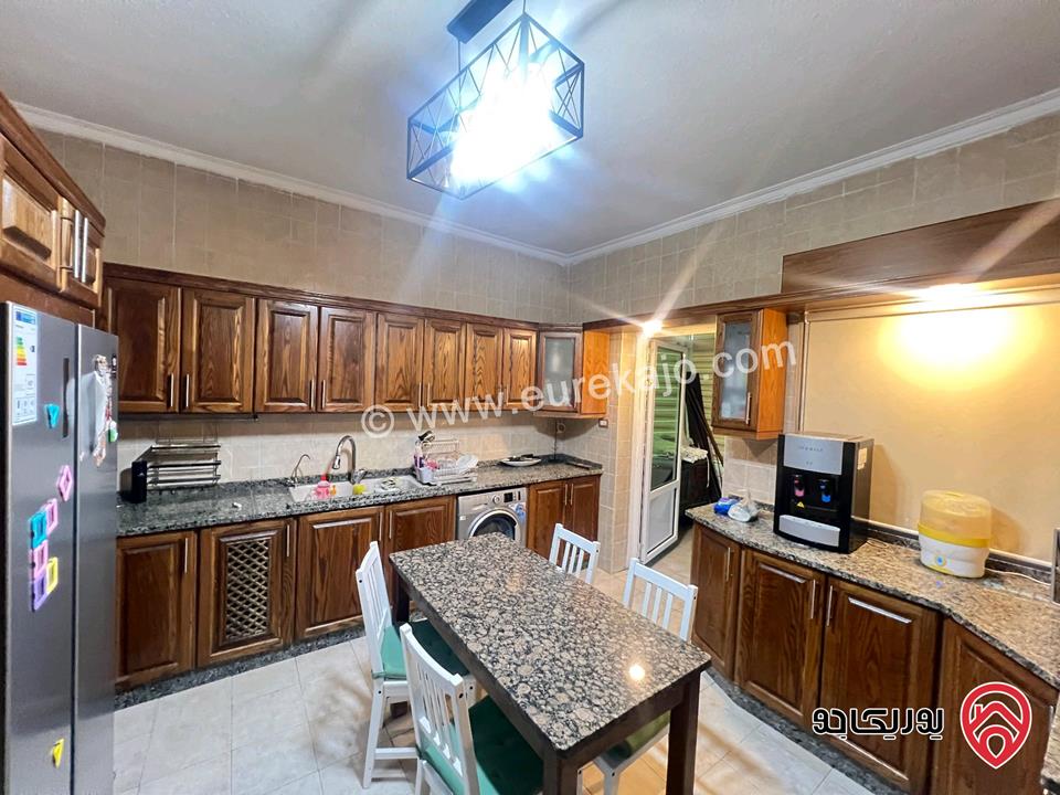 شقة طابق أرضي معلق مساحة 189م للبيع في عمان - ضاحية الرشيد