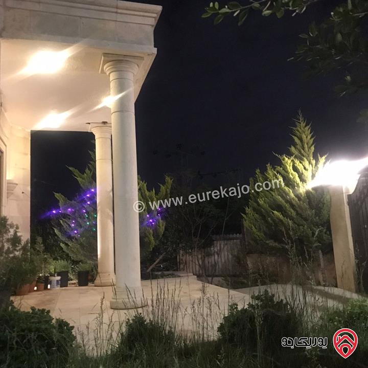 بيت مستقل مساحة 460م على ارض 606م  للبيع في الزرقاء - رجم الشوف 