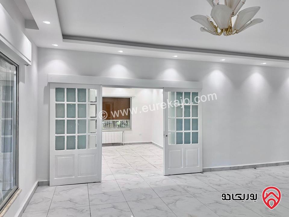 شقة أرضية مساحة 268م داخلي و 160م خارجي للايجار في عمان - ام السماق 