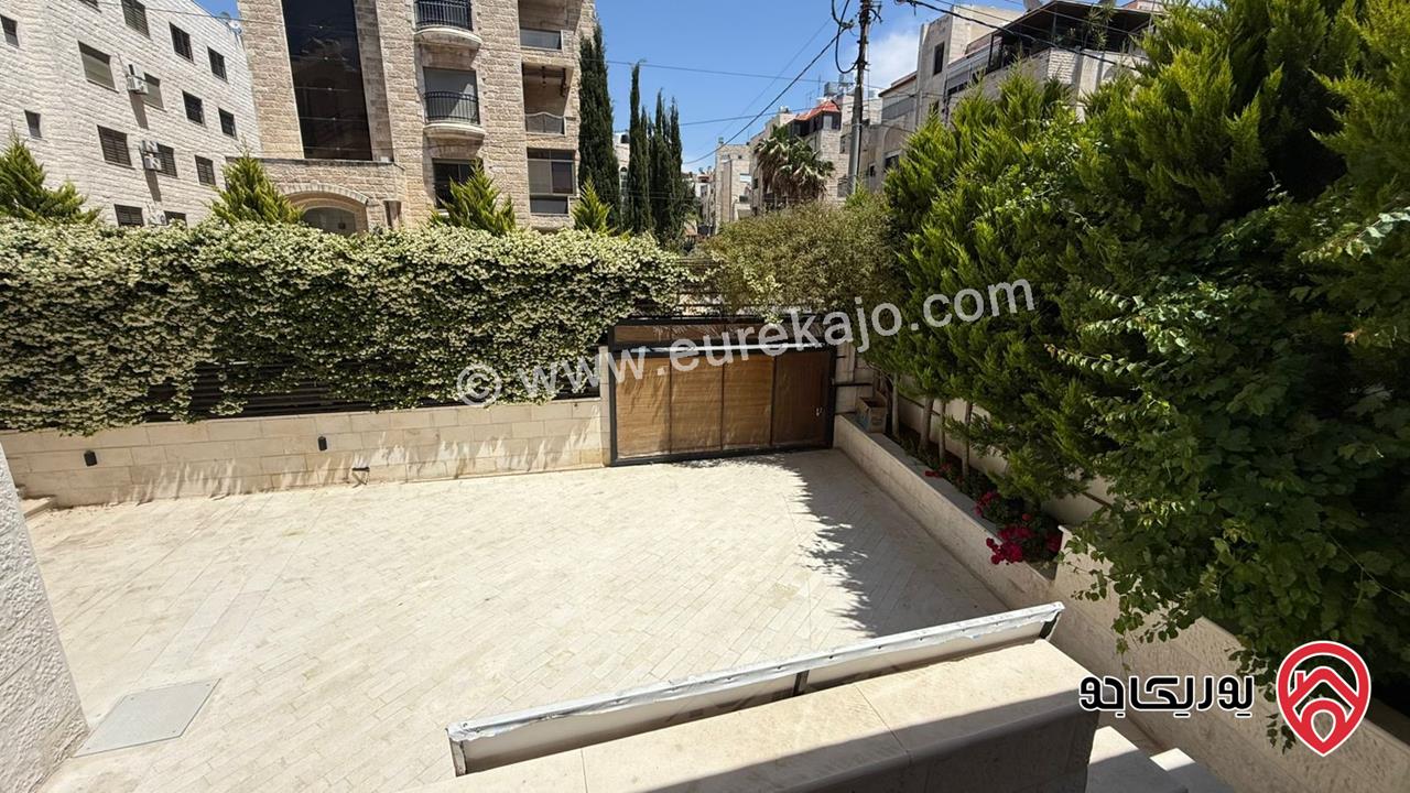 شقة ارضية دوبلكس مميزة مساحة 290م داخلي و 150م خارجي للبيع في عمان - ام أذينة 