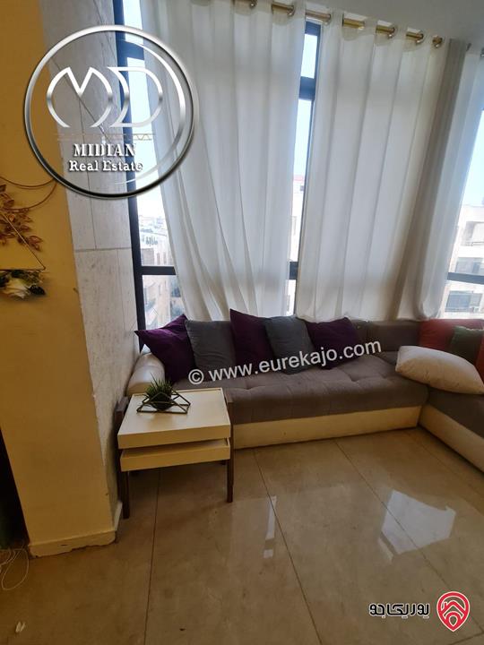 شقة دوبلكس طابق اخير مع روف للبيع في عمان - ام السماق مساحة 180م تشطيبات ديكورات سوبر ديلوكس اطلالة جميلة بسعر مميز جداً