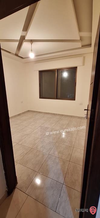 شقة طابق ثالث مساحة 140م للإيجار في عمان - ابو نصير 