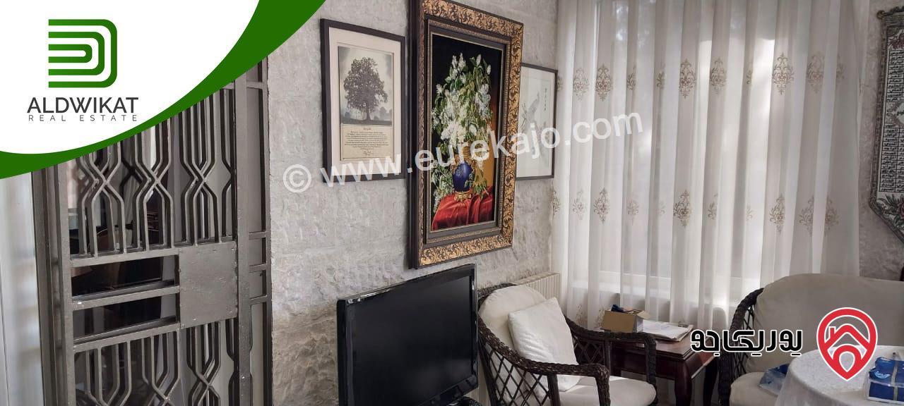 فيلا مستقلة للبيع في عمان - دابوق مساحة البناء 900م ، الارض 1580م ،الحديقة 800م والترس 400م