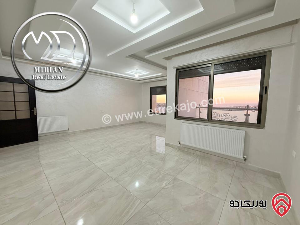 شقة فارغة مساحة 180م طابق ثالث للايجار في عمان - خلدا تشطيبات ديكورات سوبر ديلوكس اطلالة رائعة