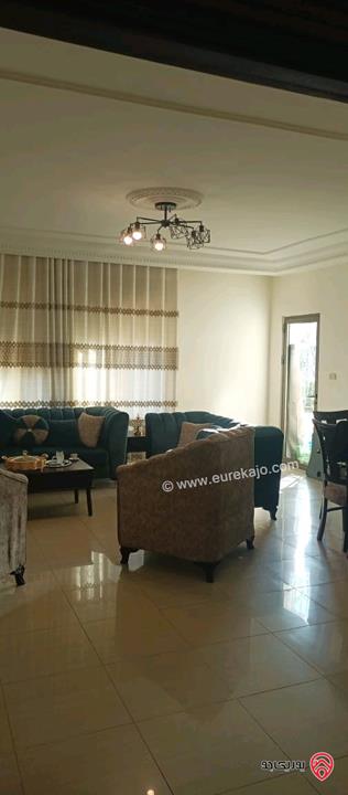 شقة طابق أول مساحة 175م للبيع في عمان - طبربور