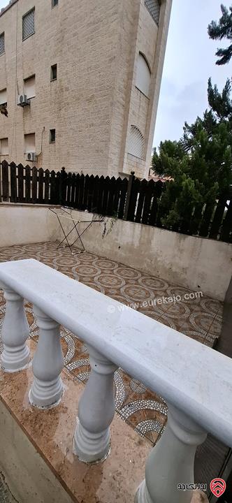 شقة طابق أرضي مساحة 150م داخلي و 50م خارجي للبيع في عمان - طبربور