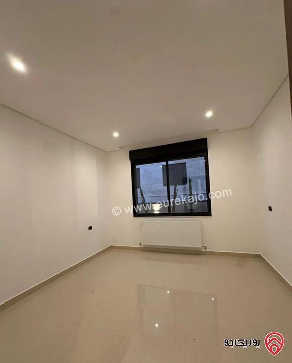 شقة فاخرة أرضية مساحة 205م للبيع في عمان - الظهير