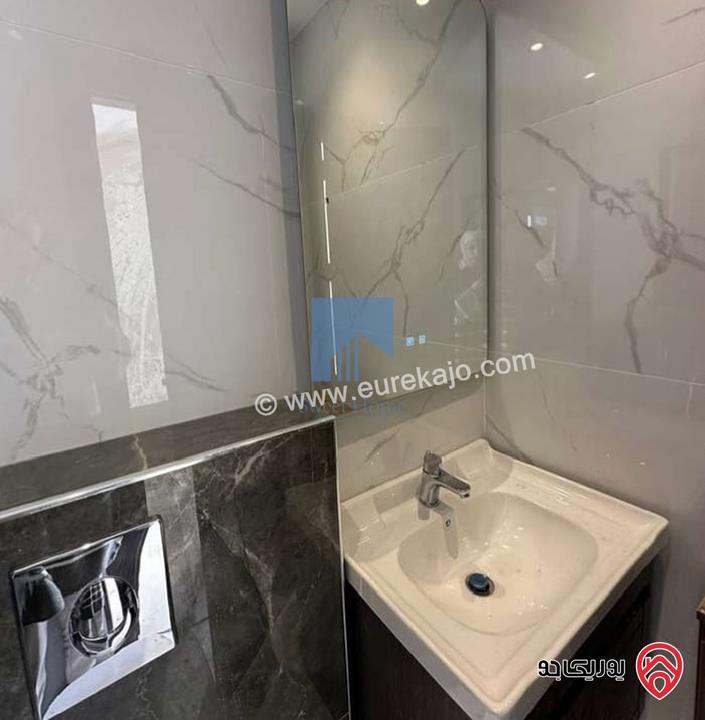 شقة فاخرة للبيع في عمان - تلاع العلي خلف طواحين الهوا طابق ثالث 180م مع روف دوبلكس 110م لم تسكن