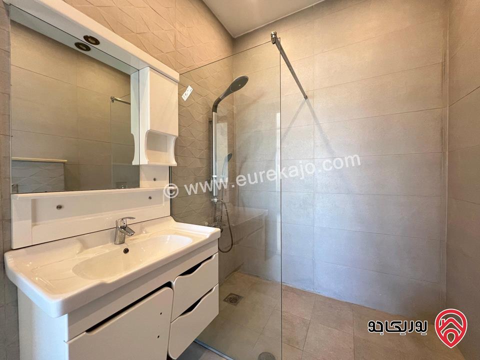 فيلا فاخرة مساحة 550م على ارض 1 دونم للبيع في عمان - عبدون اطلالة خلابة 