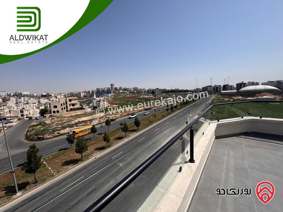 روف مساحة 220م داخلي والترس 220م موقع مميز ومطل للبيع في عمان - رجم عميش
