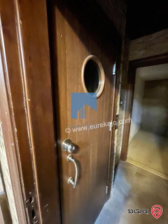 شقة مميزة للبيع في عمان - أم السماق مقابل روان كيك طابق ثالث مع روف دوبلكس 210م بسعر مغري