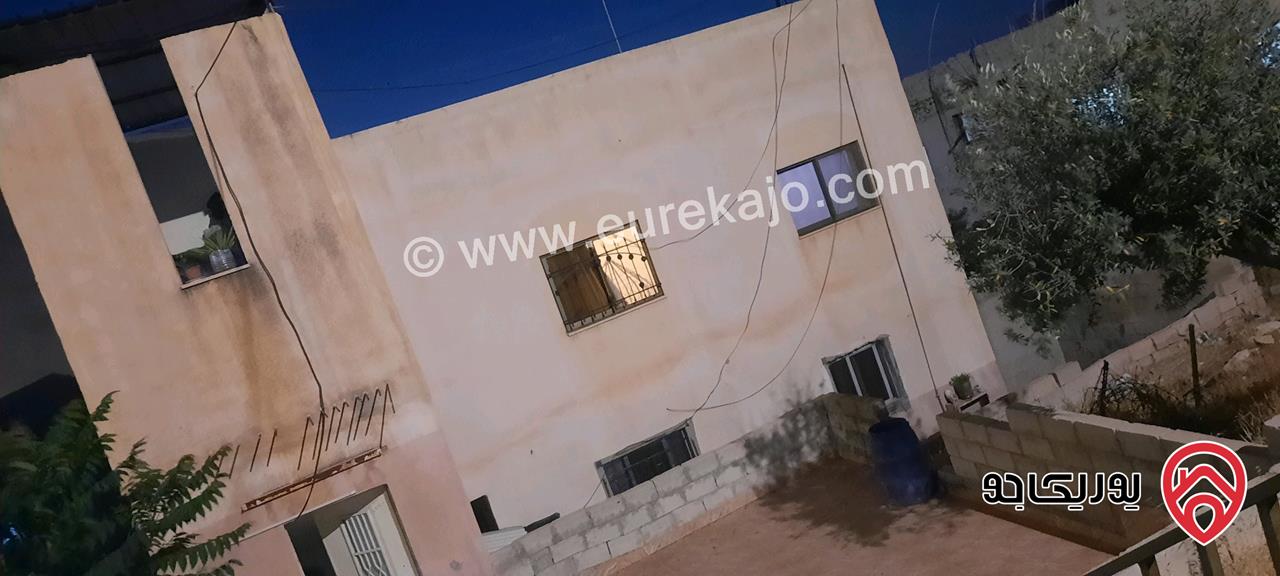 بيت مستقل مكون من 3 طوابق على أرض 252م للبيع في عمان - ماركا الجنوبية 