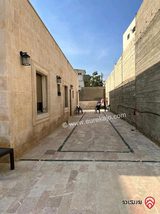 فيلا مساحة 251م على أرض 667م للبيع في عمان - ضاحية الامير علي 