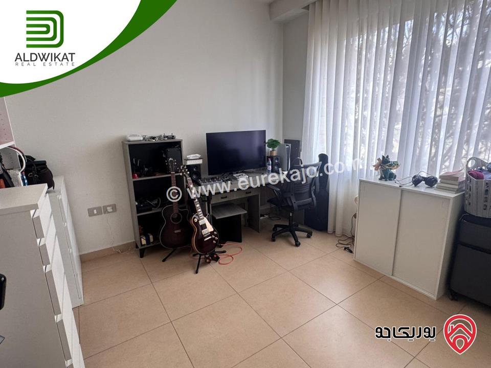 شقة طابق ثاني ضمن كومباوند مفروشة للايجار في عمان - عبدون المساحة 110م موقع اطلالة مميز