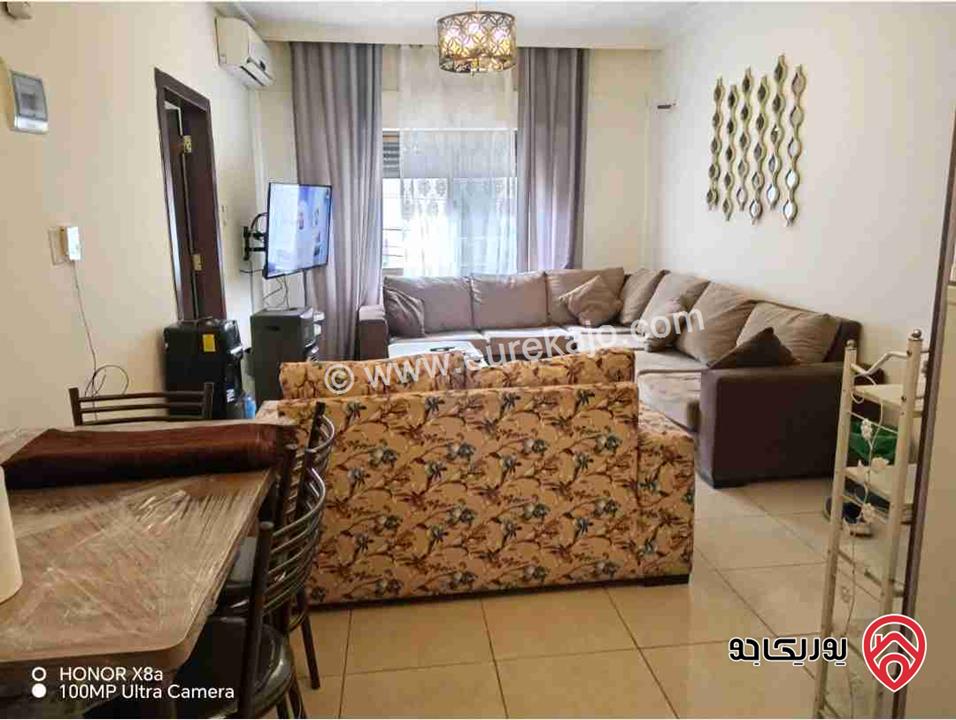 شقة مفروشة طابق أول للبيع في عمان -  شارع الجامعة بجانب مجدي مول مباشرة