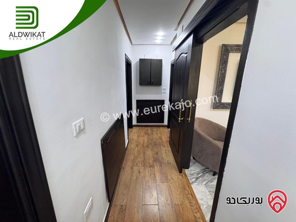 شقة مفروشة للبيع او للايجار في عمان - الصويفية طابق ثالث مساحة 160م ومساحة الترس 10م موقع مميز