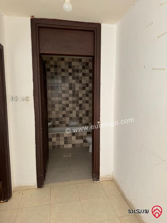 شقة طابق ارضي مساحة 100م داخلي و 30م خارجي للبيع في عمان - ضاحية الرشيد