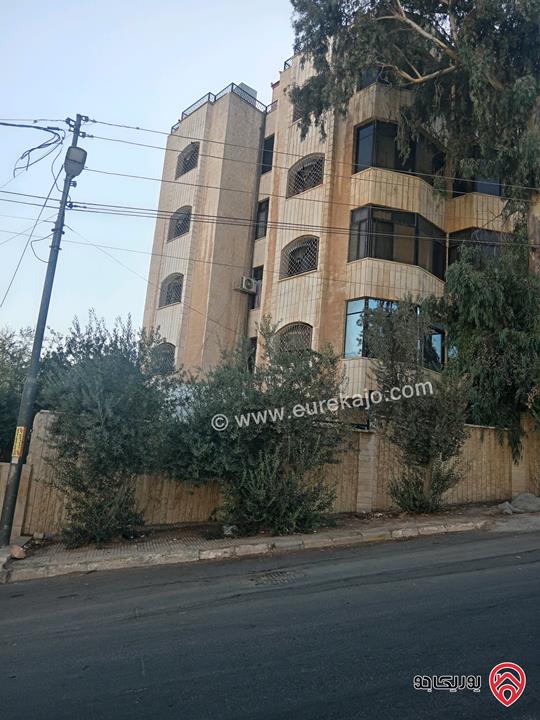 عمارة سكنية خاصة عائلية أربع طوابق وروف للبيع في طبربور طارق حي الشهيد الشمالي