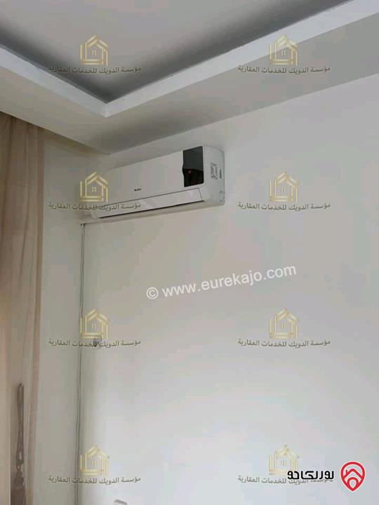 شقة فارغة طابق ثالث مساحة 150م للإيجار في عمان - الرابية 