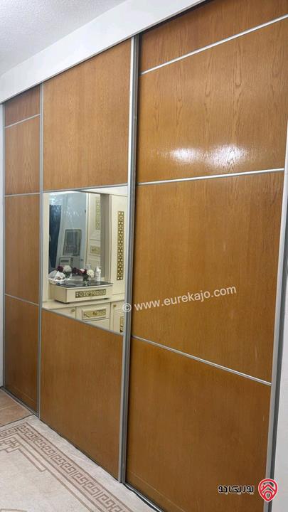 شقة طابق ثالث مساحة 110م للايجار في عمان - أم السماق 