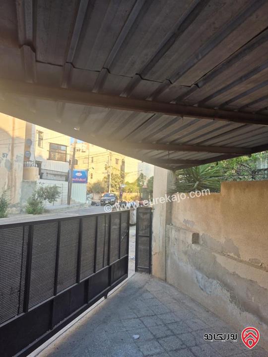عمارة حجر 3 طوابق للبيع في الرصيفة 