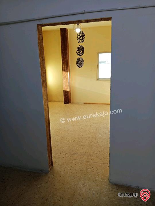 شقة طابق اول فني مساحة 129م للبيع في إربد حكما الحي السرقي