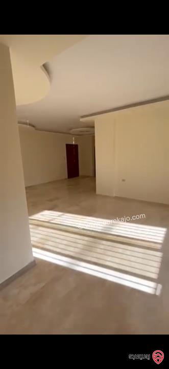 شقة فاخرة أرضية مساحة 169م داخلي و 65م خارجي للبيع في عمان - ضاحية النخيل