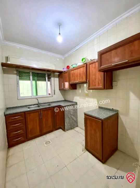 شقة طابق ثالث مساحة 80م للبيع في عمان - جبل الزهور