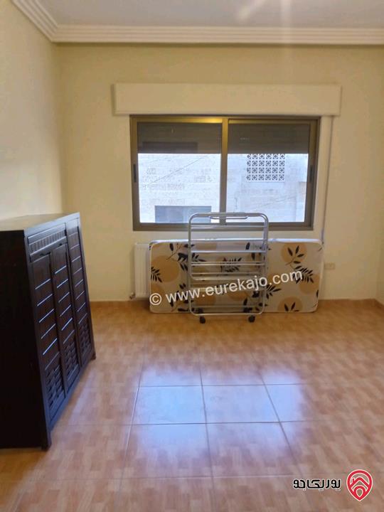 شقة سكنية مساحة 150م طابق ثاني للبيع في عمان - منطقة الجبيهة حي الريان 