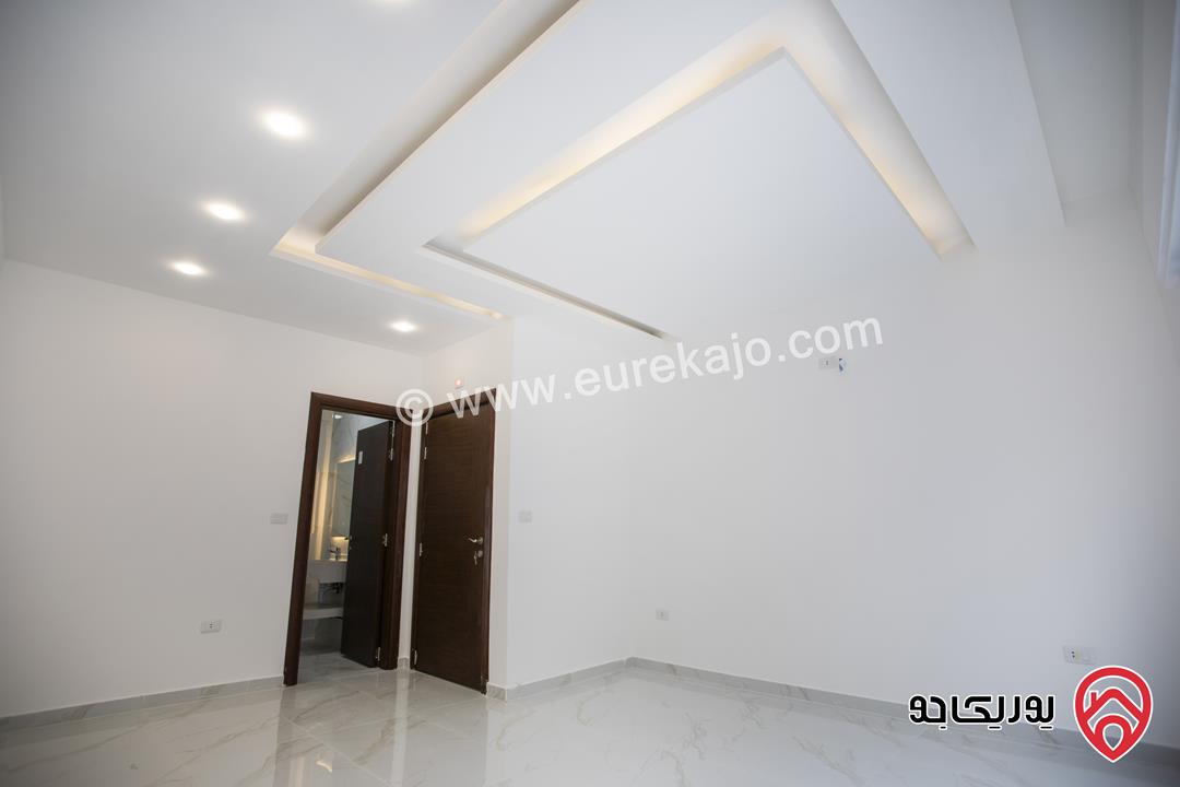 شقة فاخرة أرضية مساحة 150متر مع حديقة 165 متر للبيع من المالك كاش او اقساط في عمان - الجبيهة