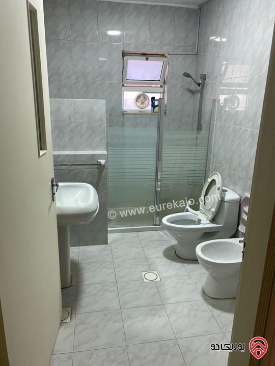 First-Floor Apartment – 265 m² for rent in Amman - Sweifieh