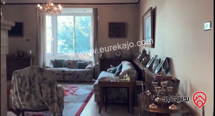قصر مساحة 1200م على أرض 4 دونم للبيع في عمان - الجبيهة بجانب قصر الأميرة بسمة