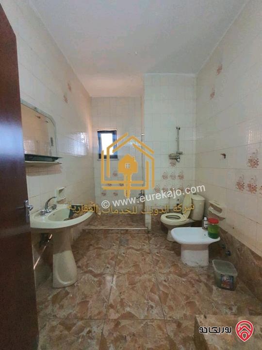 شقة فارغة طابق اول مساحة 250م للايجار في عمان - شفا بدران 