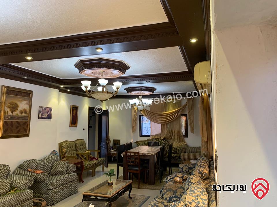 منزل مستقل مساحة 170م على أرض 1 دونم و 750م للبيع في السلط