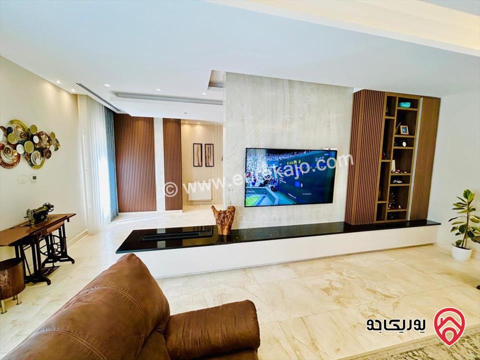 فيلا متلاصقة مساحة 370م على أرض 500م للبيع في عمان - ناعور / جرين لاند