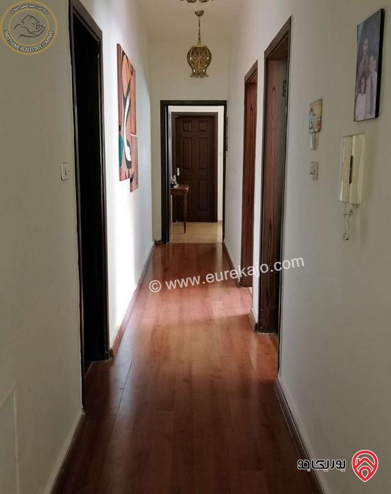 شقة طابق ثاني 145م تشطيب سوبر ديلوكس للبيع في عمان - أم أذينة