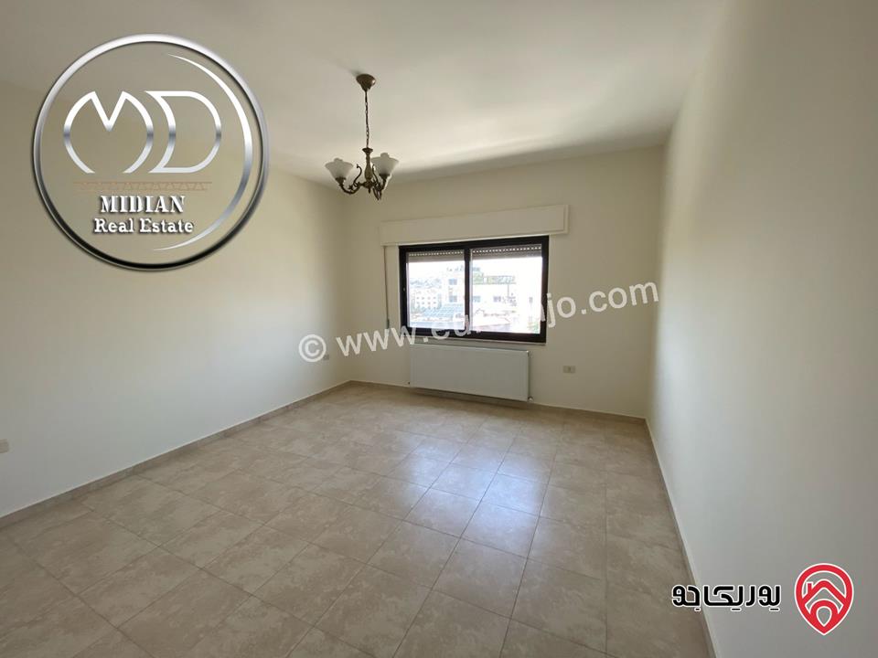 شقق جديدة للبيع في عمان - دير غبار مساحات 230م 4 نوم تشطيبات و ديكورات سوبر ديلوكس اطلالة جميلة بسعر مميز جداً