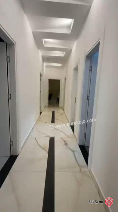 شقة مفروشة طابق ثاني مساحة 350م للإيجار في عمان - عبدون