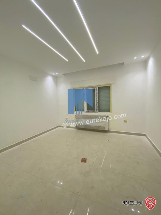 شقة فاخرة للبيع في عمان خلدا - قرب إشارة البنك العربي طابق اول 175م تشطيب سوبر ديلوكس لم تسكن