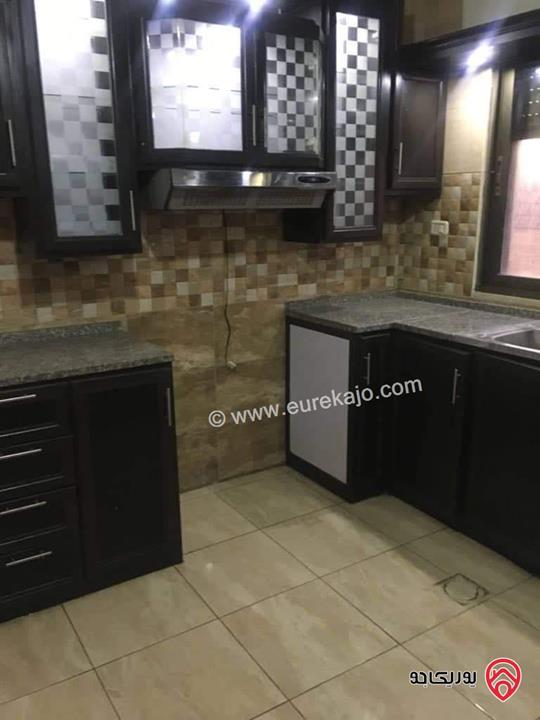 شقة مساحة 150م طابق ثاني للإيجار في عمان - الجبيهة حي الريان 