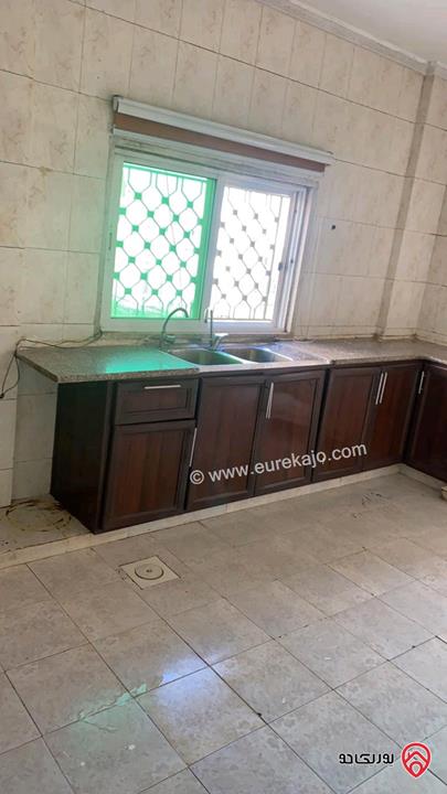 شقة طابق رابع مساحة 125م للبيع في عمان - ماركا الشمالية 