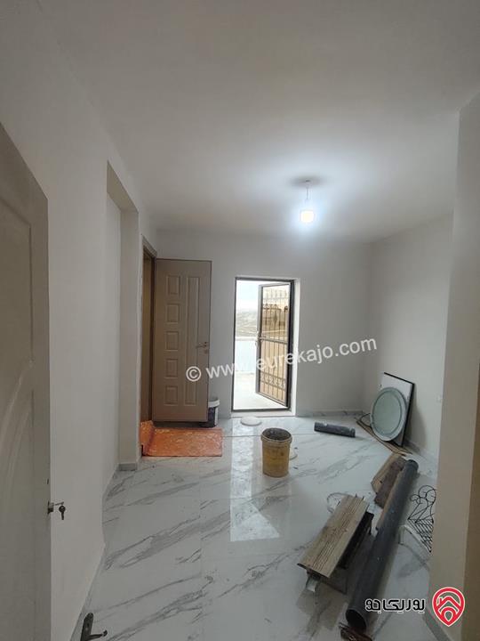 شقة طابق رابع روف مساحة 120م للايجار في عمان - ضاحية الرشيد 