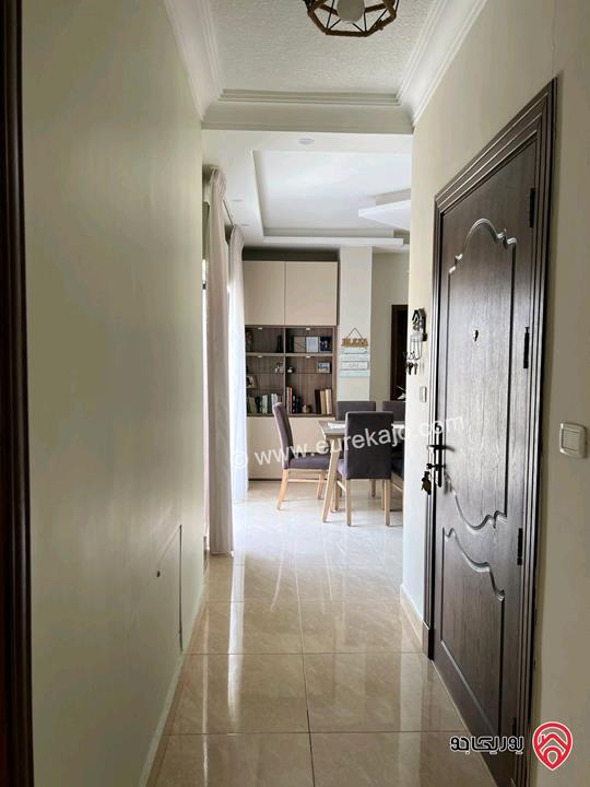 روف مساحة 140م داخلي و 40م خارجي للبيع في الفحيص