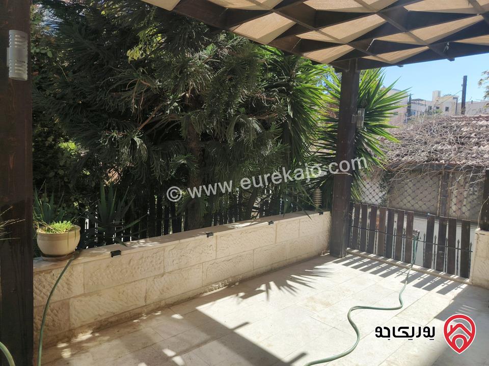 شقة طابق أرضي مساحة 173م مع ترس 60م مفروشة للبيع في عمان - الرابية