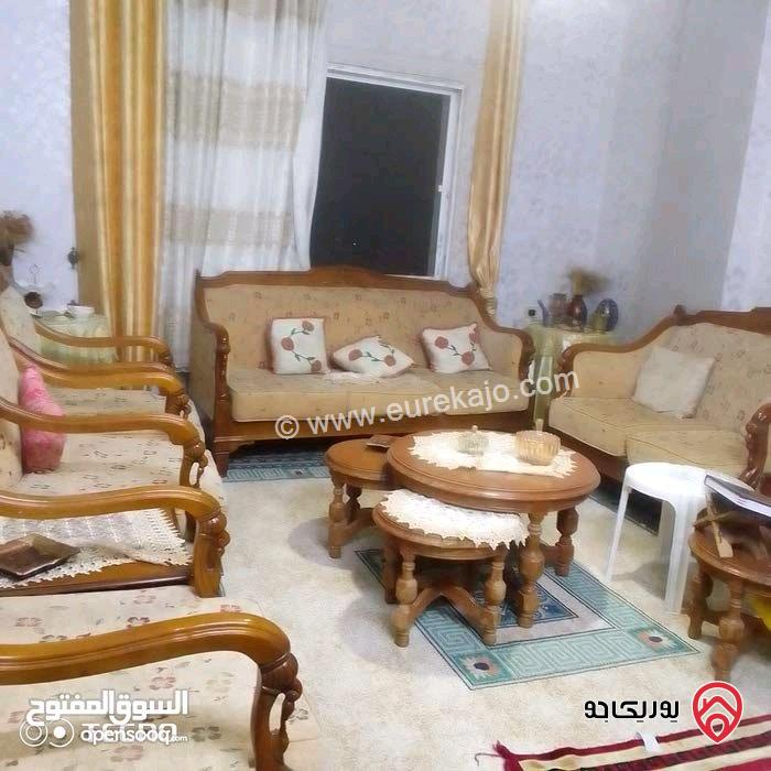 بموقع مميز جدا وسعر مناسب شقة طابق رابع مساحة 160م للبيع في اربد - ايدون 