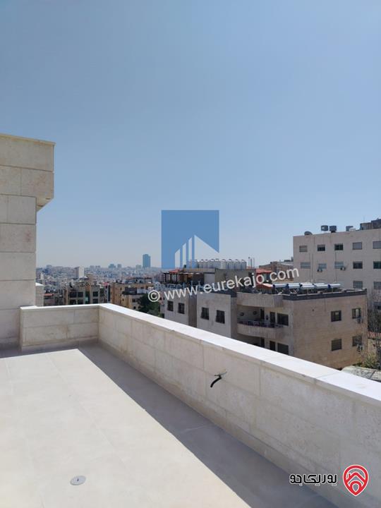 شقة فاخرة طابق ثالث دوبلكس مساحة 220م لم تسكن للبيع في عمان خلدا - خلف المستشفى السعودي ومقابل ميداس