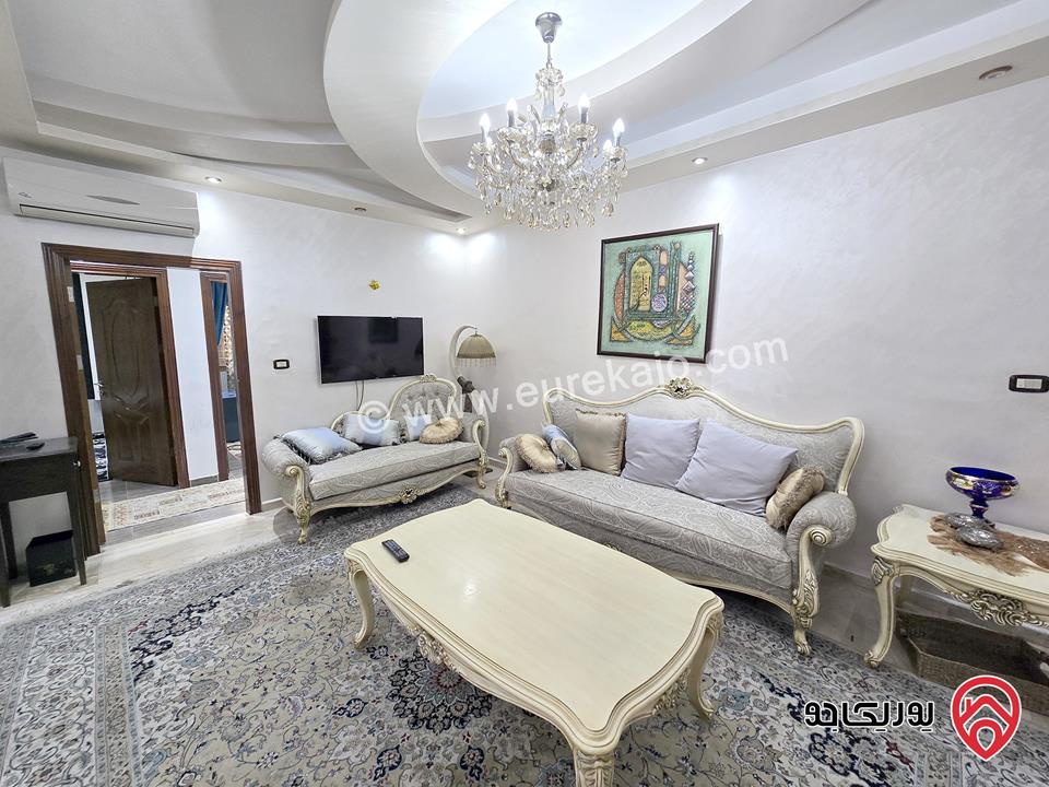 شقة ارضية مساحة 131م مع تراس 50م ومدخل خاص للبيع في عمان - الرابية 